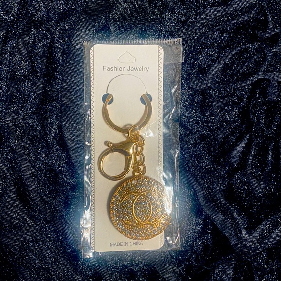 Designer Inspired Bag Charm / Key Chain🔸💎🔸 - Picture 1 of 1
